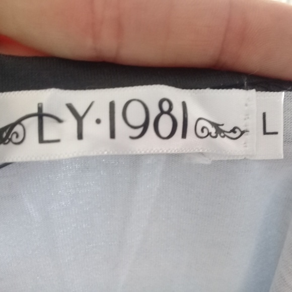 New! Colorful tank in size medium - Picture 4 of 5